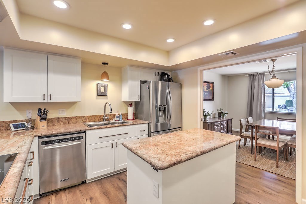 4541 Paseo El Rio Drive Las Vegas, NV 89121 - Photo 10 of 33