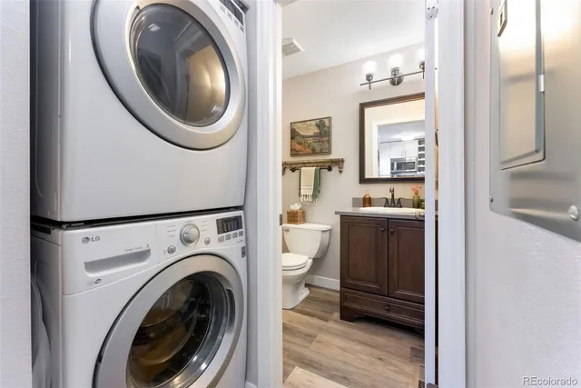 $350,000 | 842 Summer Drive, Highlands Ranch, CO 80126