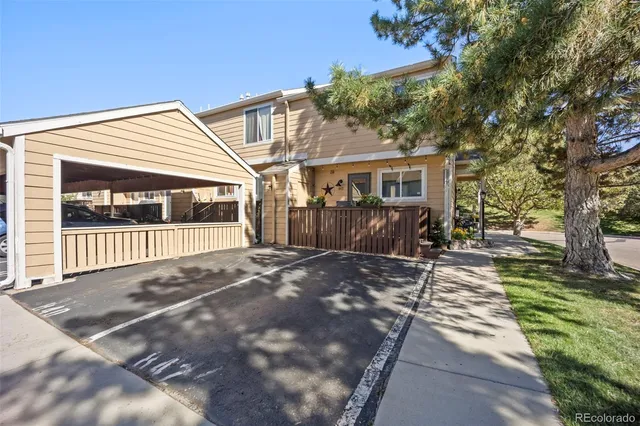 $350,000 | 842 Summer Drive, Highlands Ranch, CO 80126