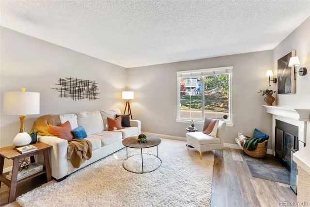 $350,000 | 842 Summer Drive, Highlands Ranch, CO 80126