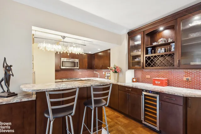 $760,000 | 60 Sutton Place South, Unit 12NN | Sutton Place