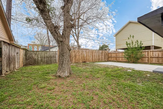 $1,700 | 4726 Pease Street, Houston, TX 77023