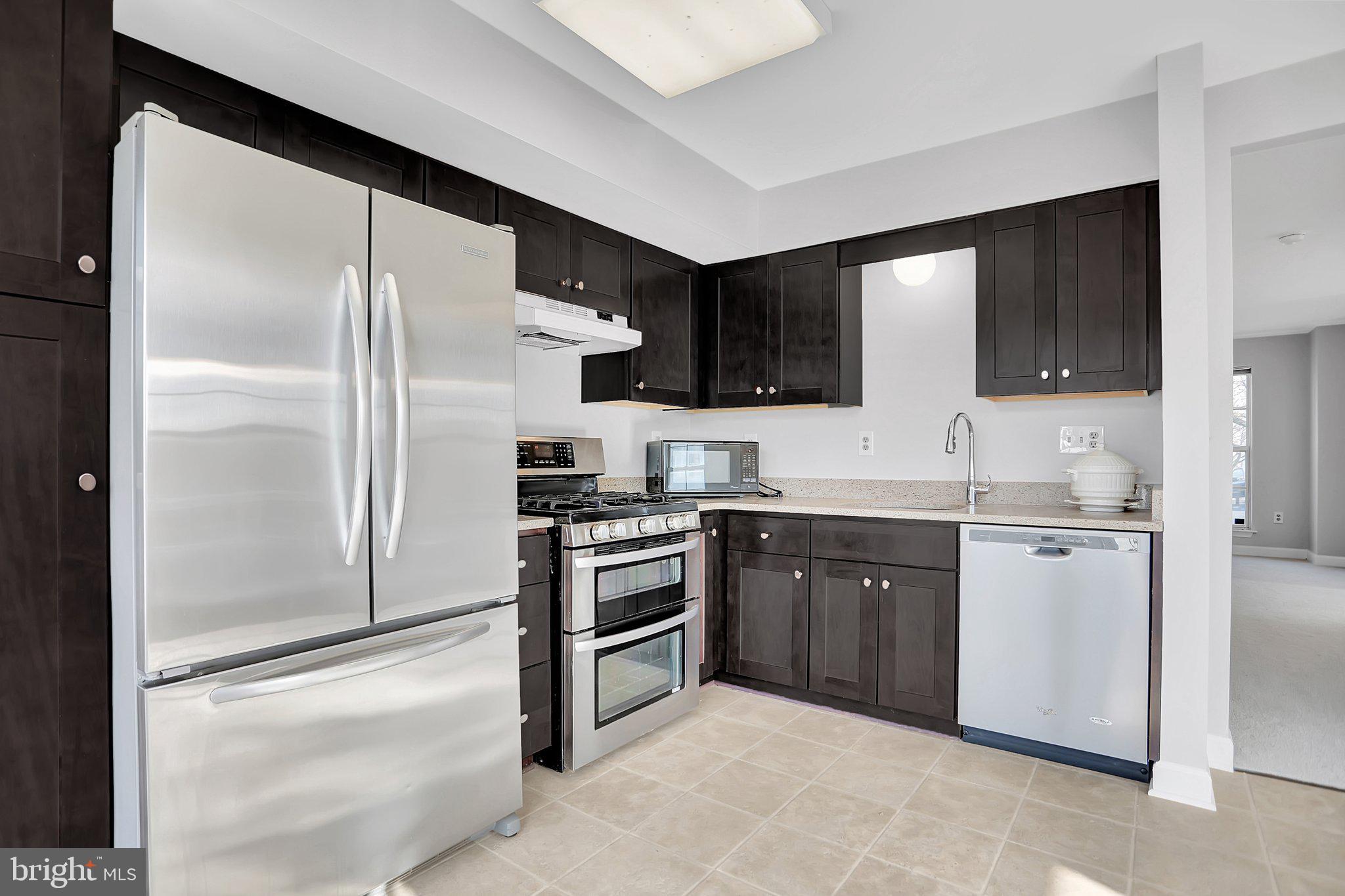 9214 Ridgefield Circle Frederick, MD 21701 - Photo 12 of 43 Stainless Steel Appliances in Kitchen