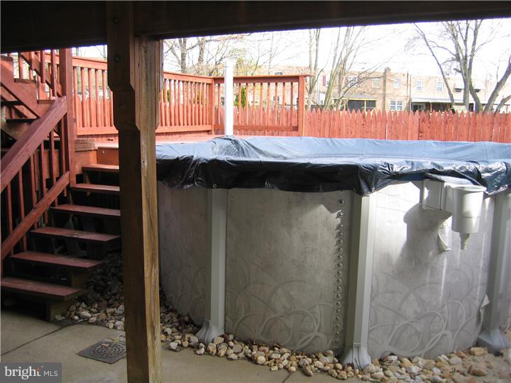 10227 Kilburn Road Philadelphia, PA 19114 - Photo 20 of 23 Pool