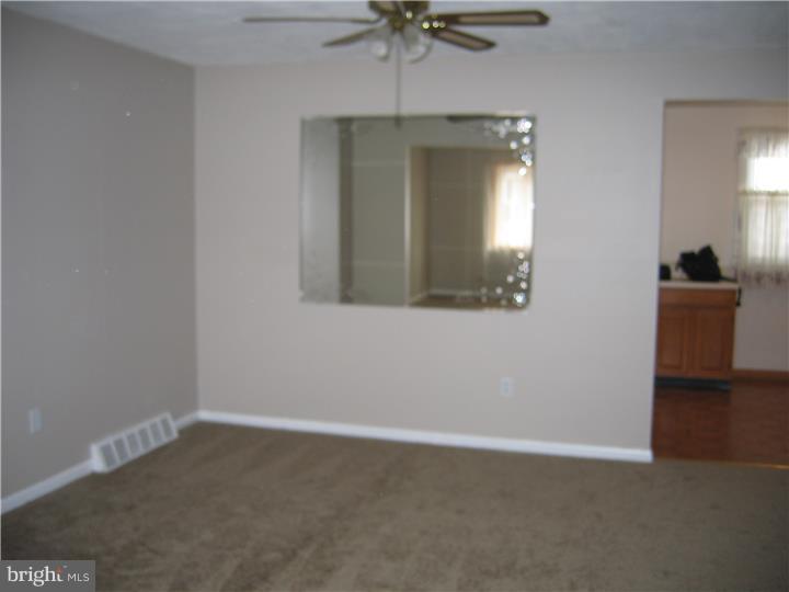 10227 Kilburn Road Philadelphia, PA 19114 - Photo 5 of 23 Dining Room
