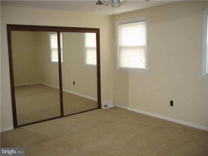 10227 Kilburn Road Philadelphia, PA 19114 - Photo 8 of 23 Bedroom