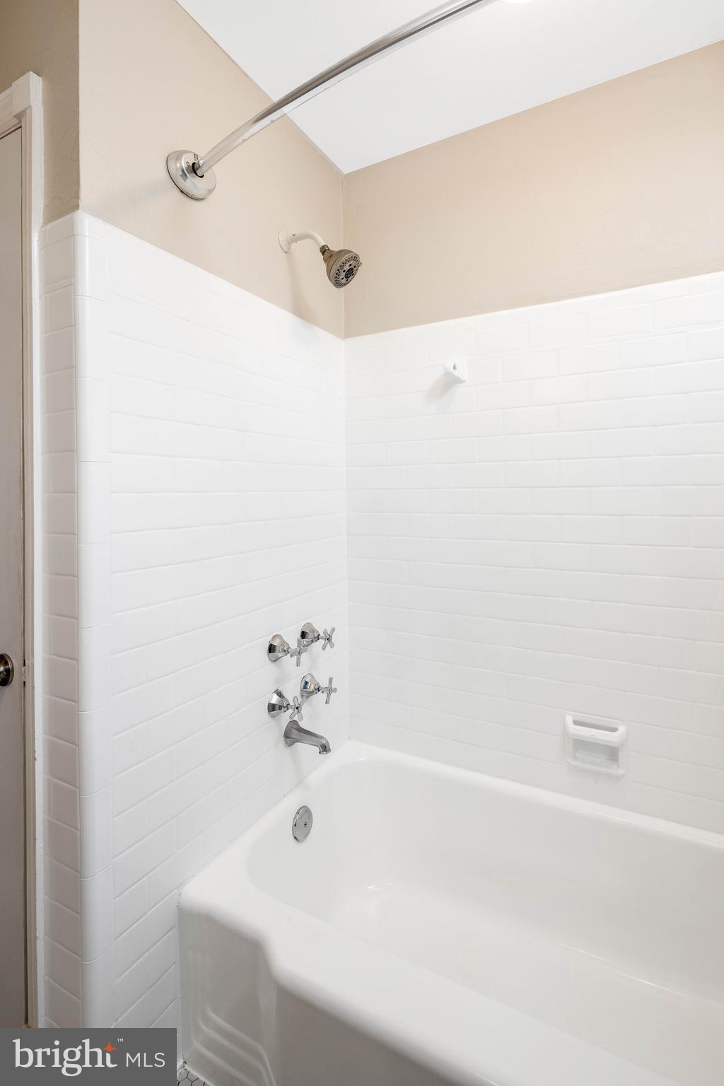 11 Murdock Road Baltimore, MD 21212 - Photo 23 of 33