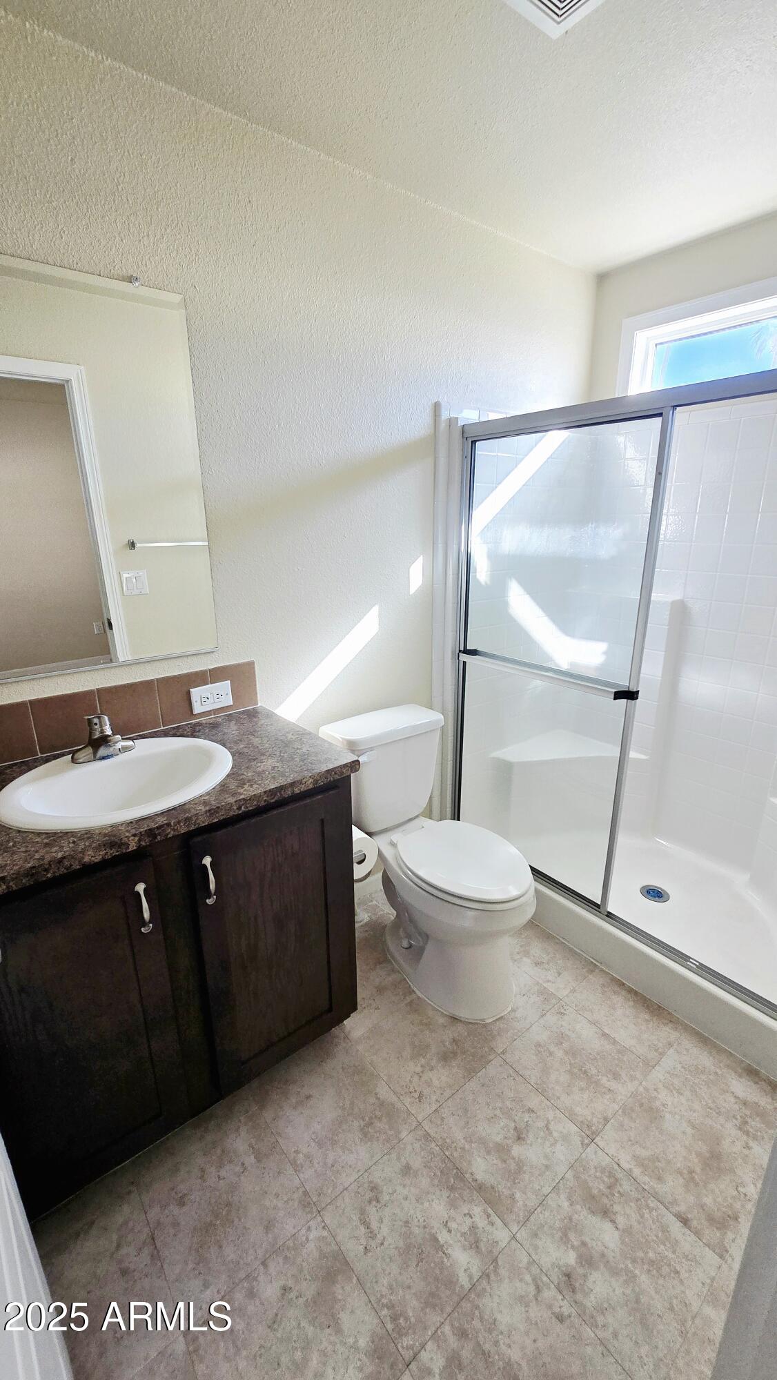 10540 East Apache Trail, Unit 182 Apache Junction, AZ 85120 - Photo 12 of 24 Main bathroom