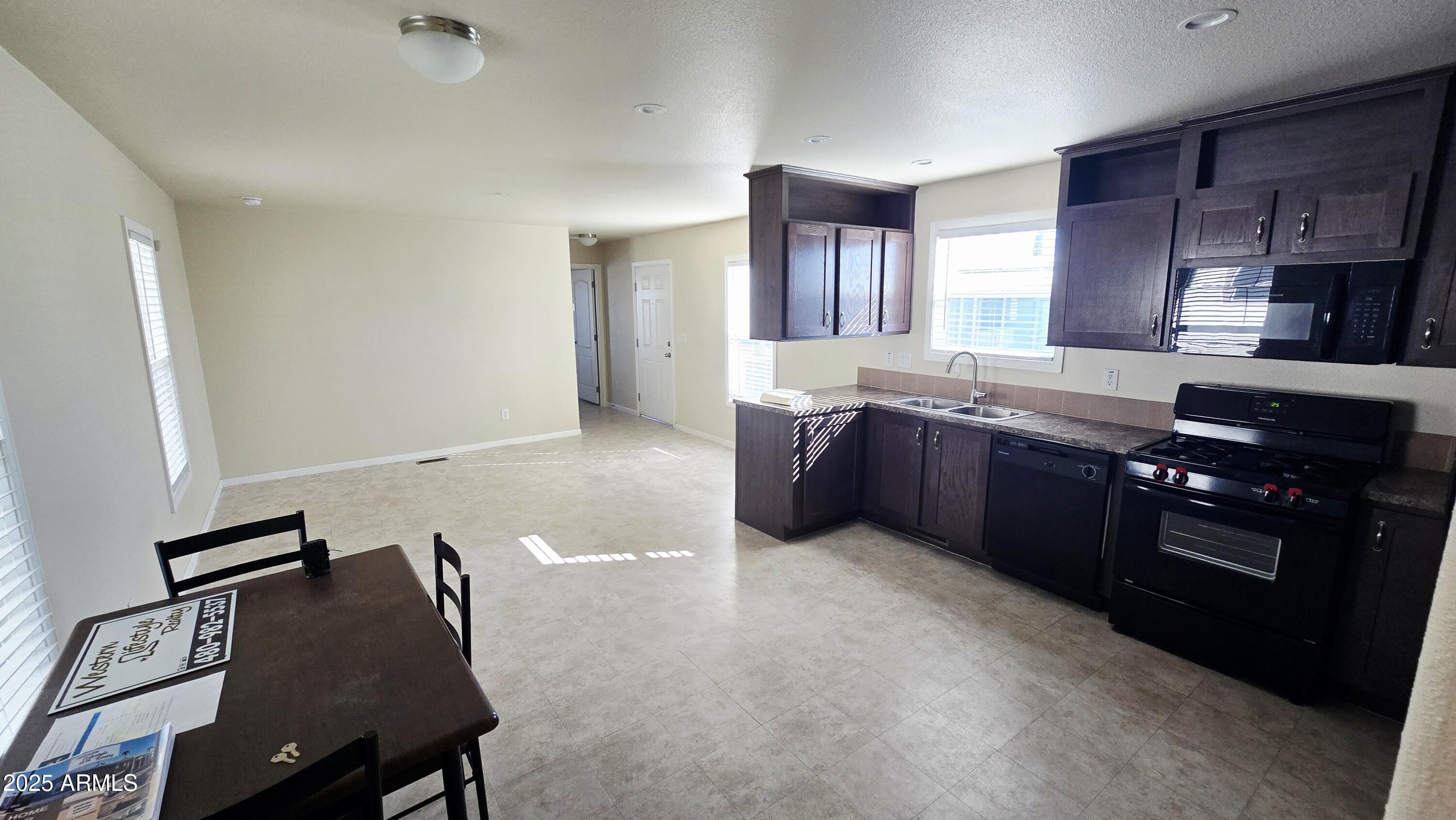 10540 East Apache Trail, Unit 182 Apache Junction, AZ 85120 - Photo 15 of 24 Open Concept