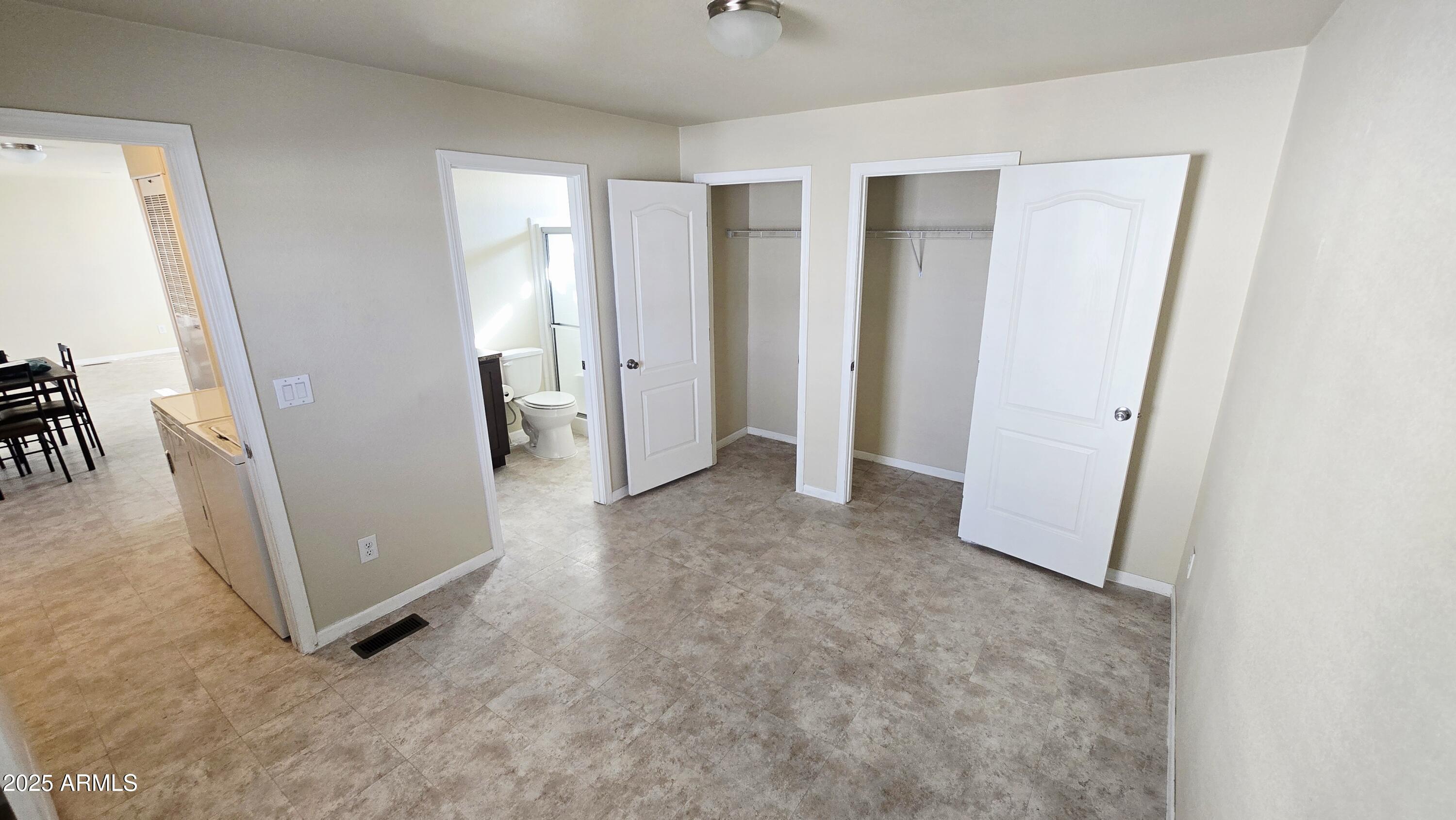 10540 East Apache Trail, Unit 182 Apache Junction, AZ 85120 - Photo 10 of 24 Main bedroom