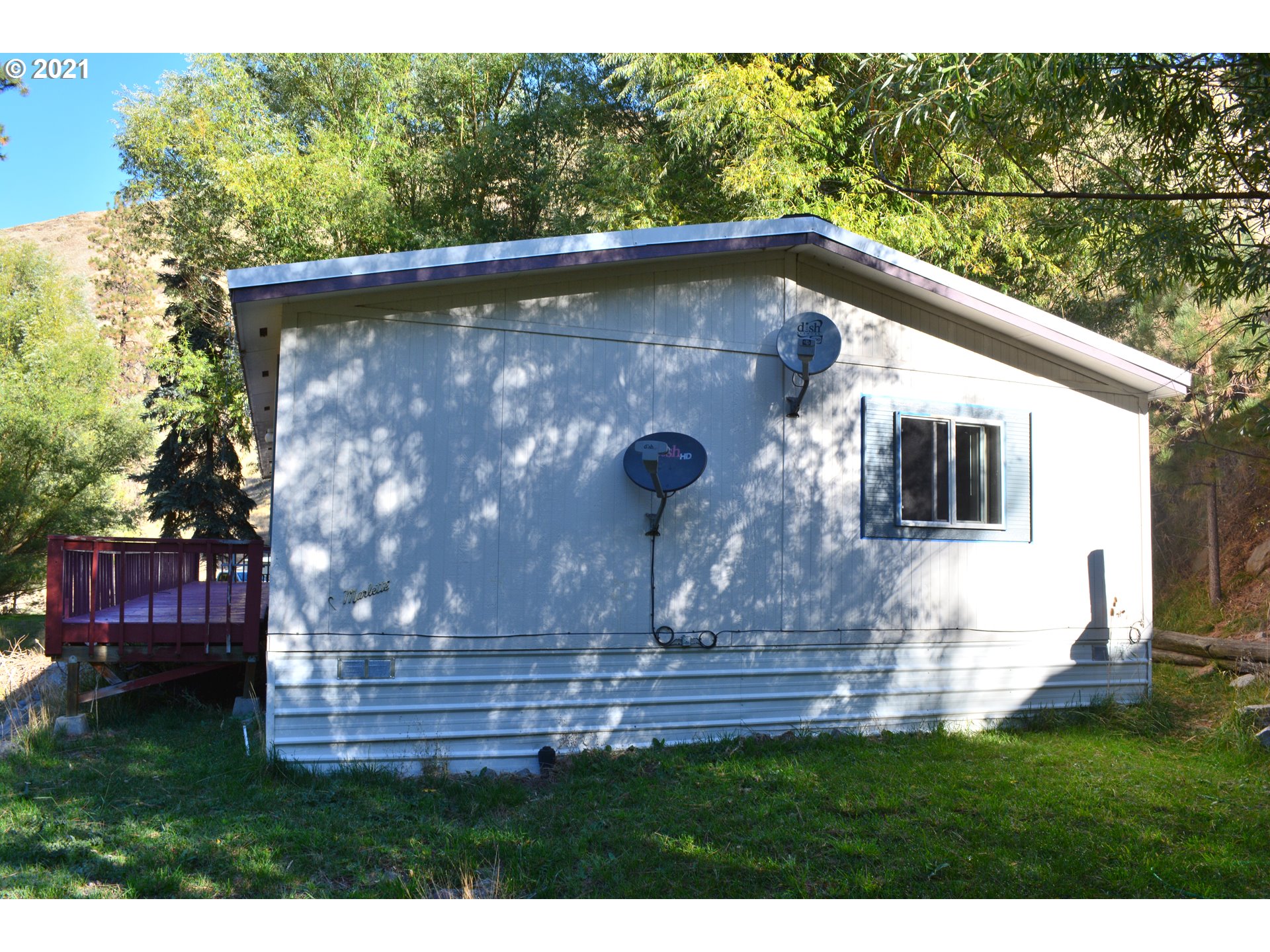 57915 Highway 203 Union, OR 97883 - Photo 19 of 27 a view of backyard with wooden fence