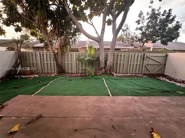 $2,700 | 11604 Southwest 124th Court, Unit 1, Miami, FL 33186