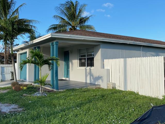 121 Southwest 13th Avenue Delray Beach, FL 33444 - Photo 3 of 24 IMG_1178