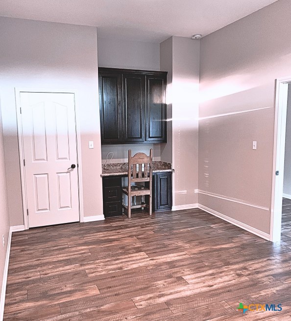 949 Abrameit Road Goliad, TX 77963 - Photo 20 of 30 a view of a livingroom with chairs