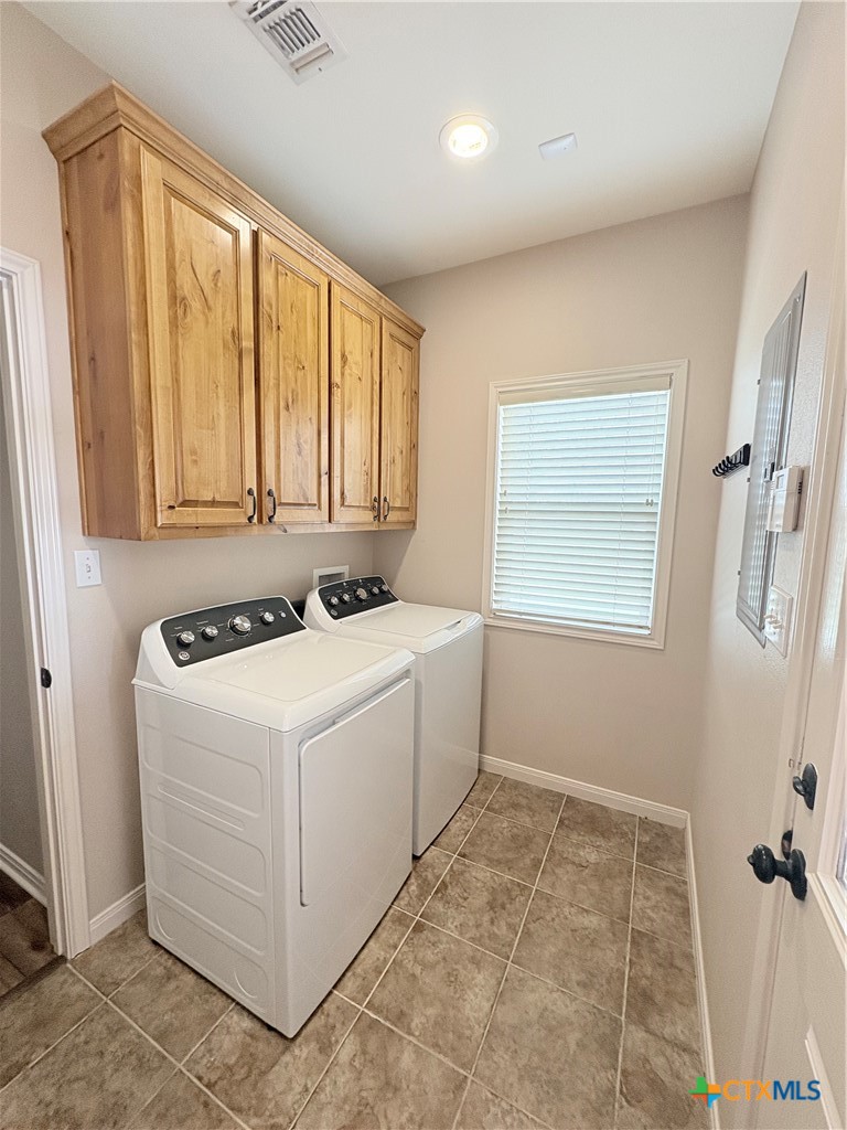 949 Abrameit Road Goliad, TX 77963 - Photo 39 of 48 a utility room with dryer and washer