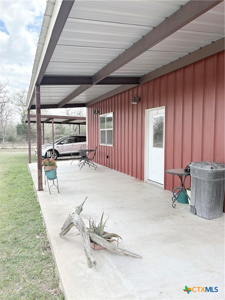 949 Abrameit Road Goliad, TX 77963 - Photo 42 of 48 a view of a room with gaming equipment