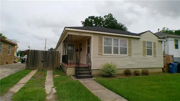 $1,750 | 5517 Wildair Drive, Unit B, New Orleans, LA 70122
