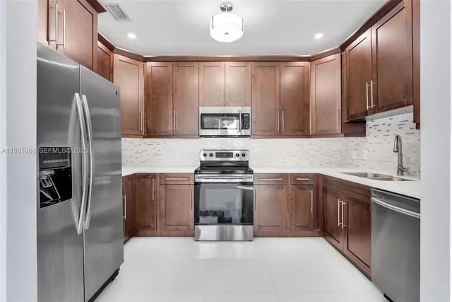 $450,000 | 15601 Southwest 40th Street, Unit 263, Miramar, FL 33027