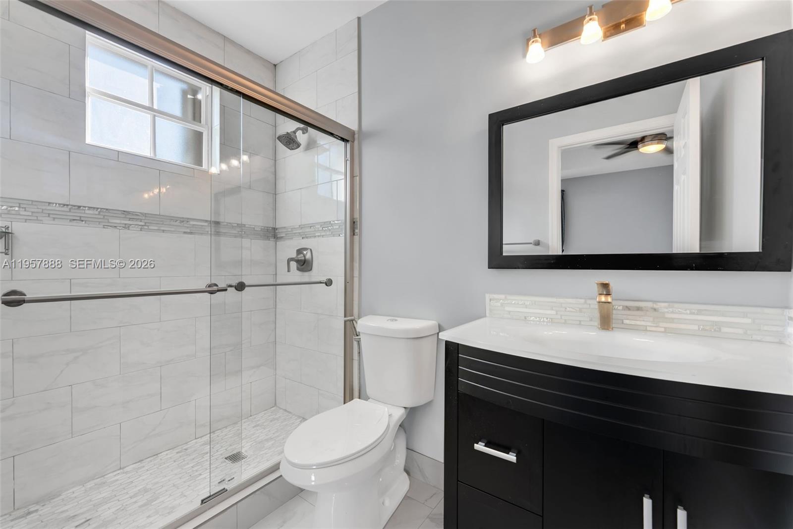 15601 Southwest 40th Street, Unit 263 Miramar, FL 33027 - Photo 29 of 37 primary bathroom