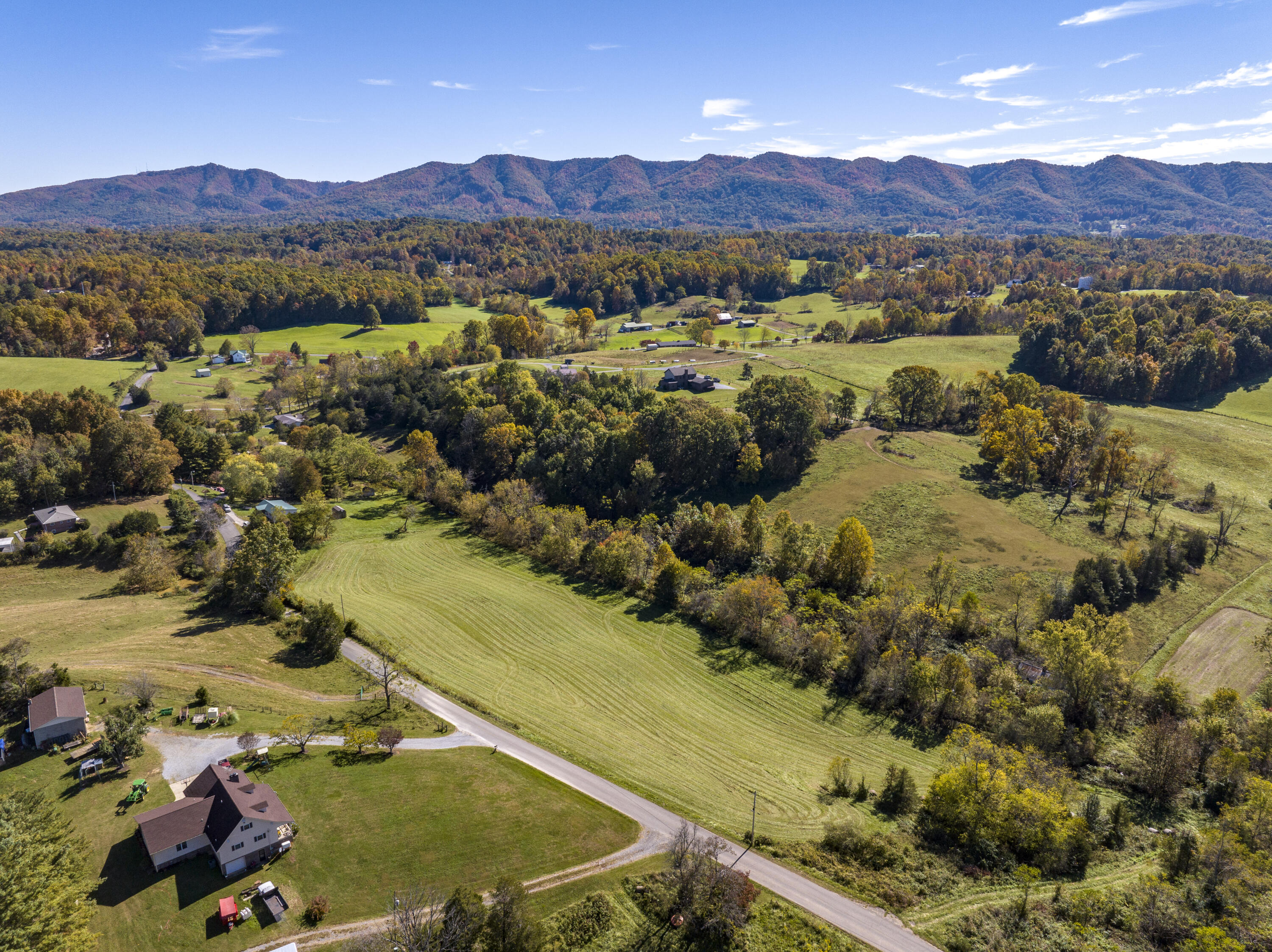 203 Dulaney Road Jonesborough, TN 37659 - Photo 4 of 8 Dulaney-aerials-17
