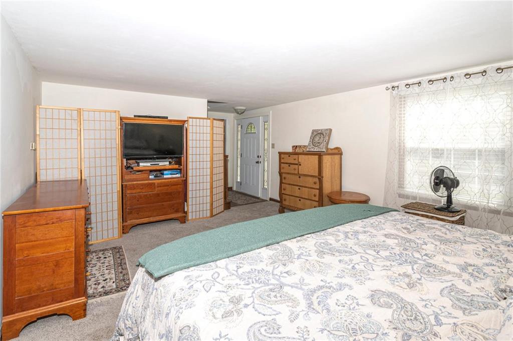 814 Coach Road Indianapolis, IN 46227 - Photo 13 of 28 Gallery Image 13