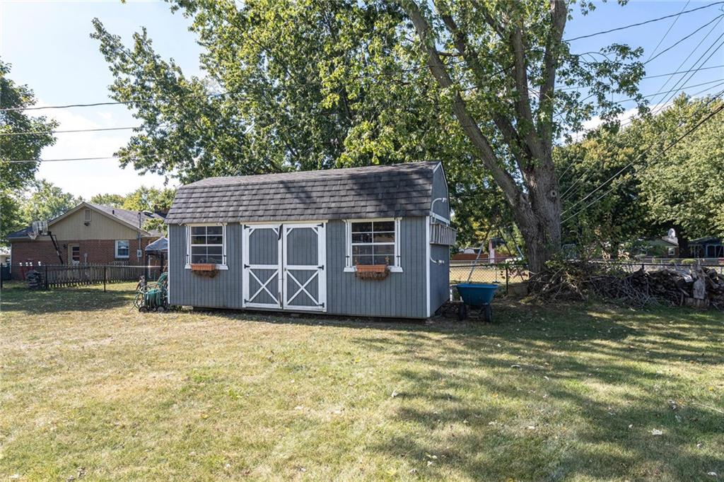 814 Coach Road Indianapolis, IN 46227 - Photo 27 of 28 Gallery Image 27