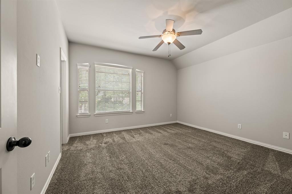 250 Churchill Loop Grapevine, TX 76051 - Photo 30 of 38