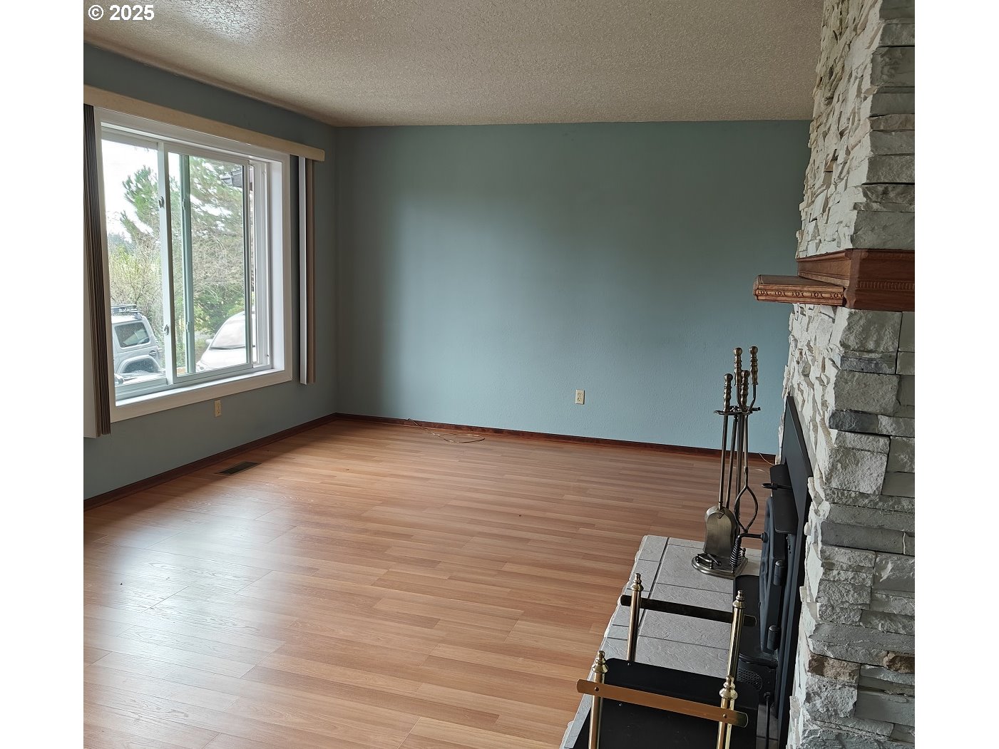 26725 Southeast Stewart Lane Boring, OR 97009 - Photo 8 of 13