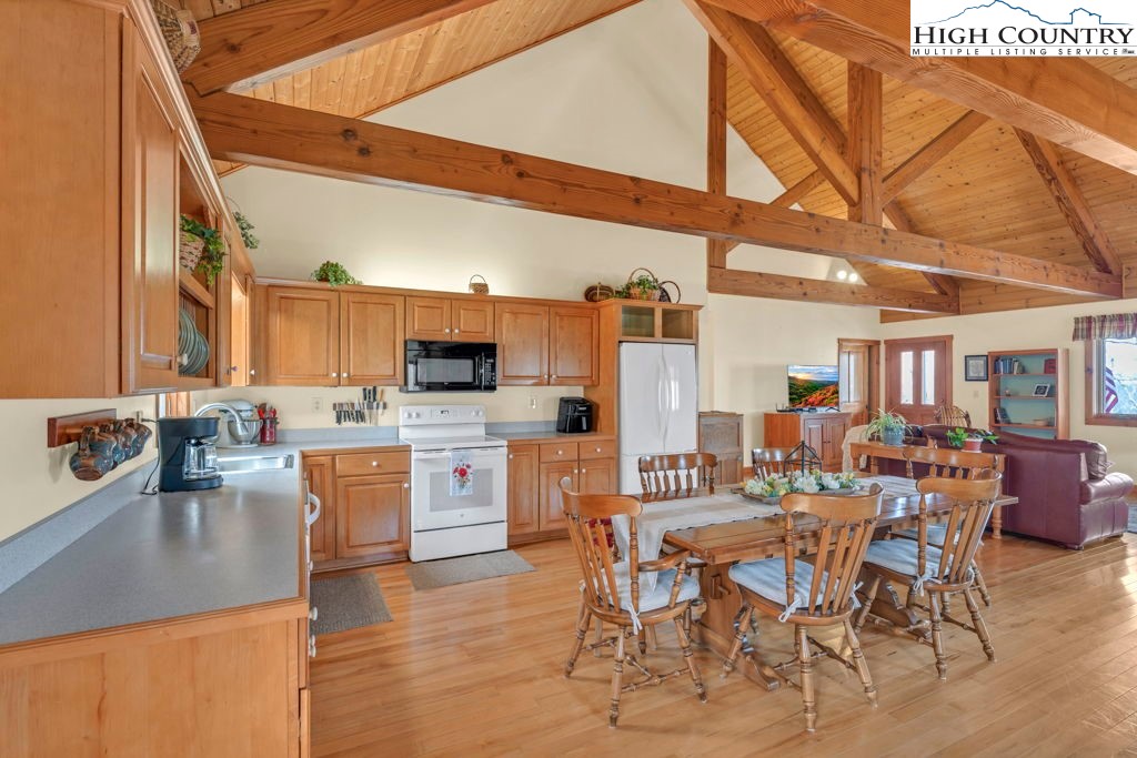 438 Virgil's Lane Boone, NC 28607 - Photo 4 of 32