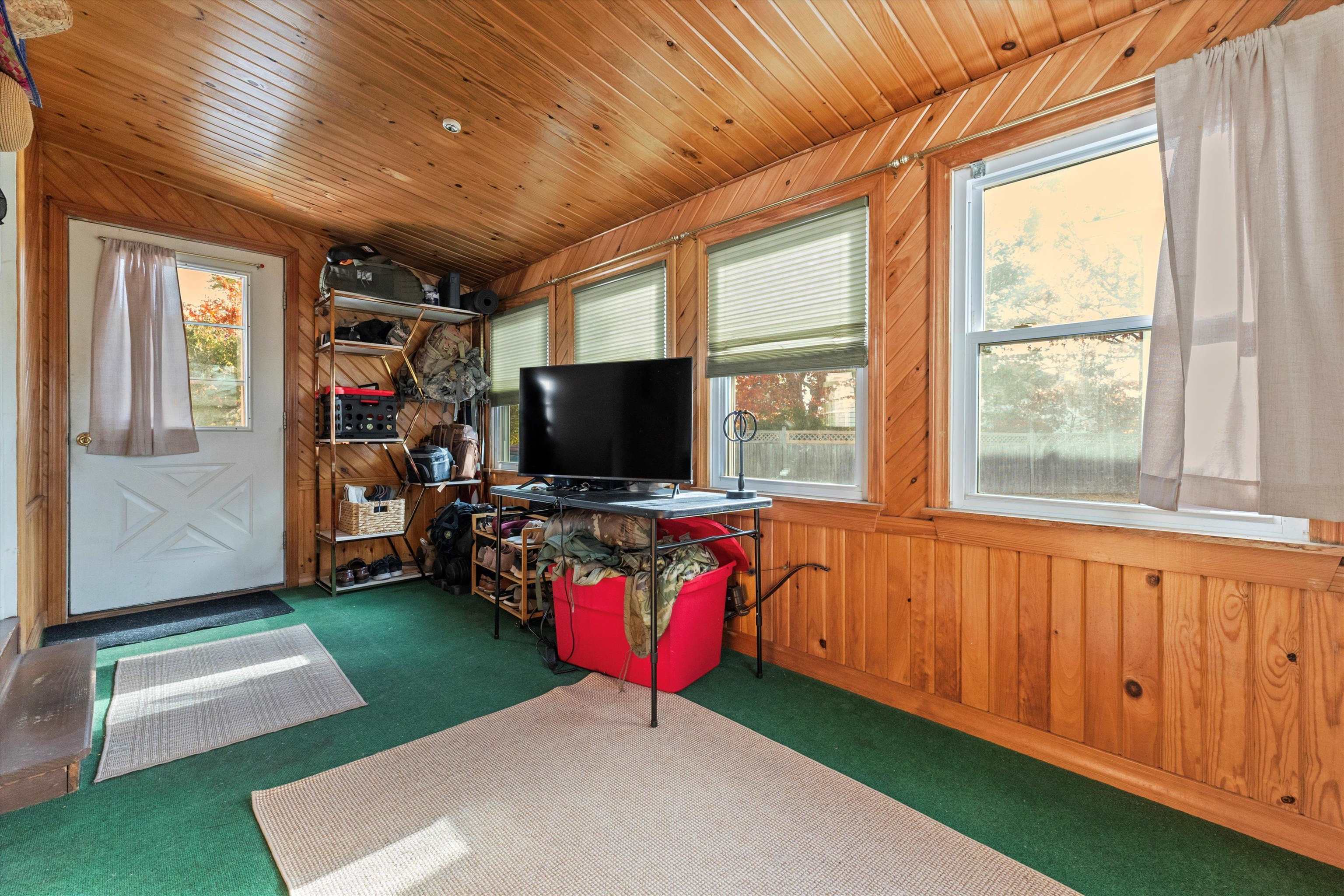 65 Marlette Avenue Hooksett, NH 03106 - Photo 20 of 24