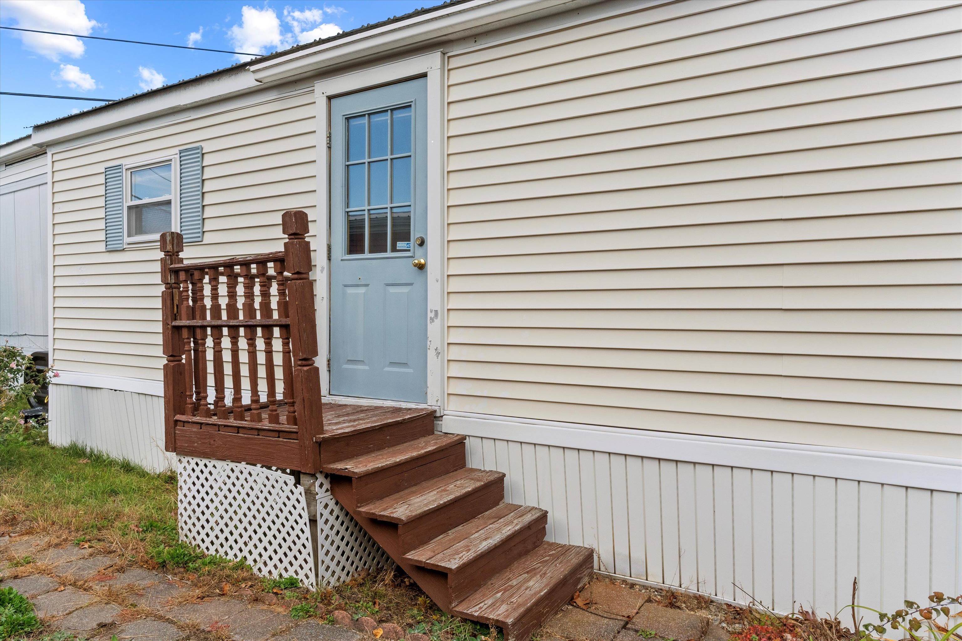 65 Marlette Avenue Hooksett, NH 03106 - Photo 21 of 24