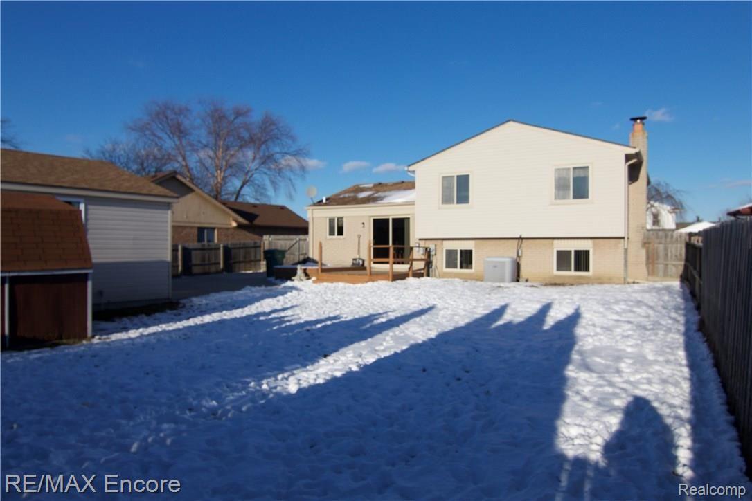 45411 Spagnuolo Road Macomb, MI 48044 - Photo 59 of 64 IMG_0196.jpg