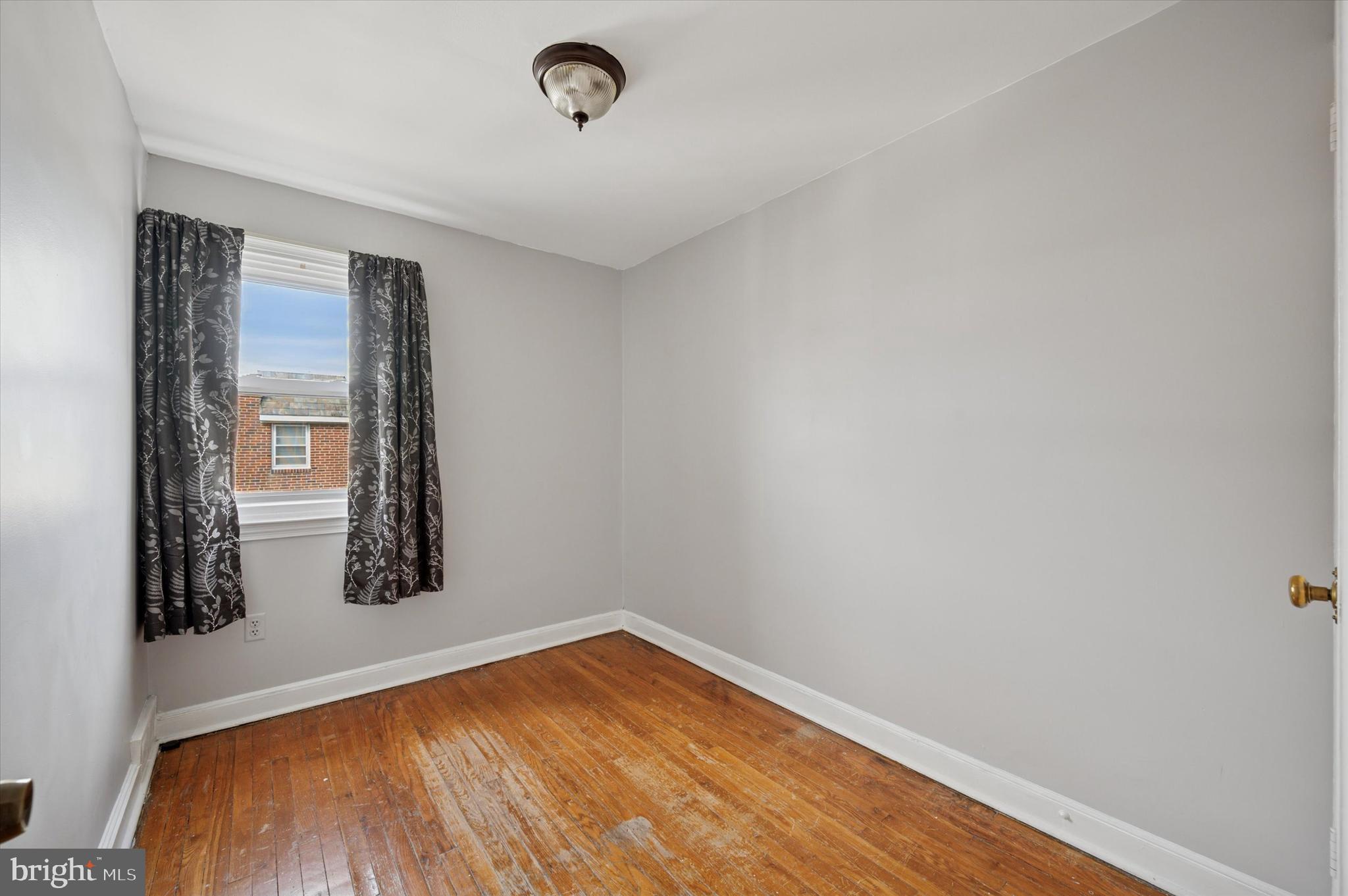 7507 Sherwood Road Philadelphia, PA 19151 - Photo 10 of 16 Gallery Image 10