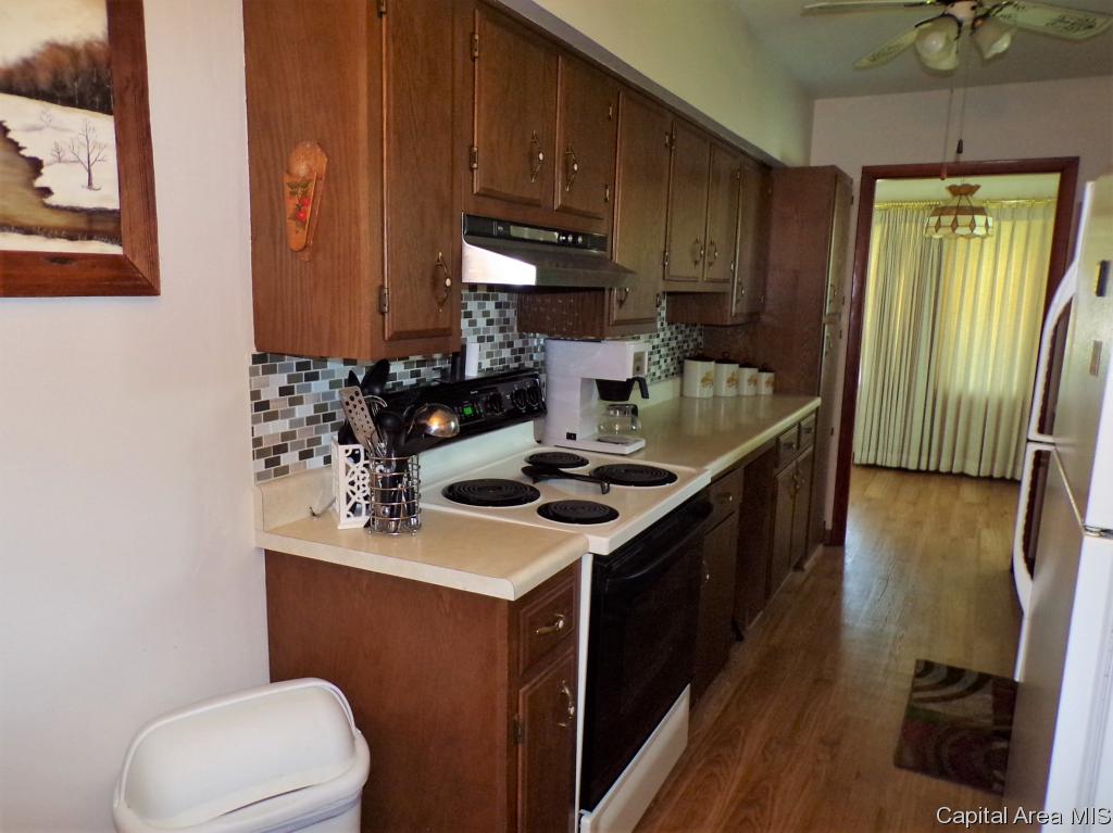618 North Springfield Street Virden, IL 62690 - Photo 5 of 24 Gallery Image 5