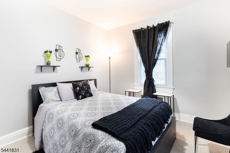 42 Harding Terrace Newark, NJ 07112 - Photo 13 of 16