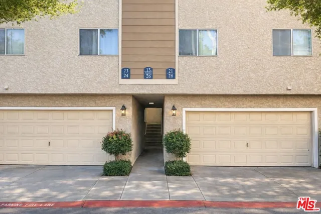 $2,295 | 2410 North Towne Avenue, Unit 21, Pomona, CA 91767