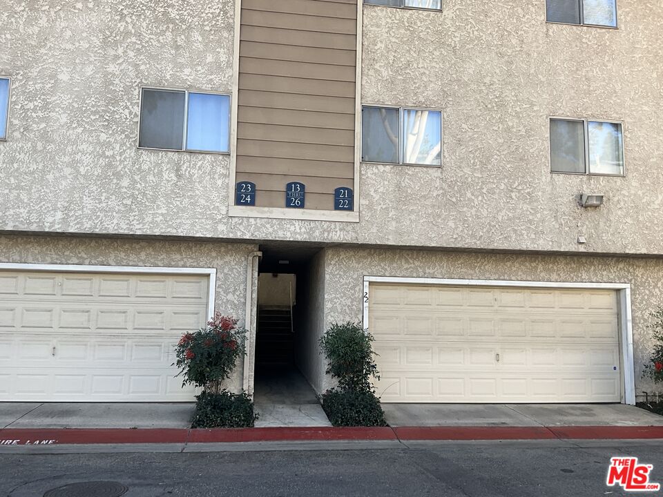 2410 North Towne Avenue, Unit 21 Pomona, CA 91767 - Photo 2 of 15