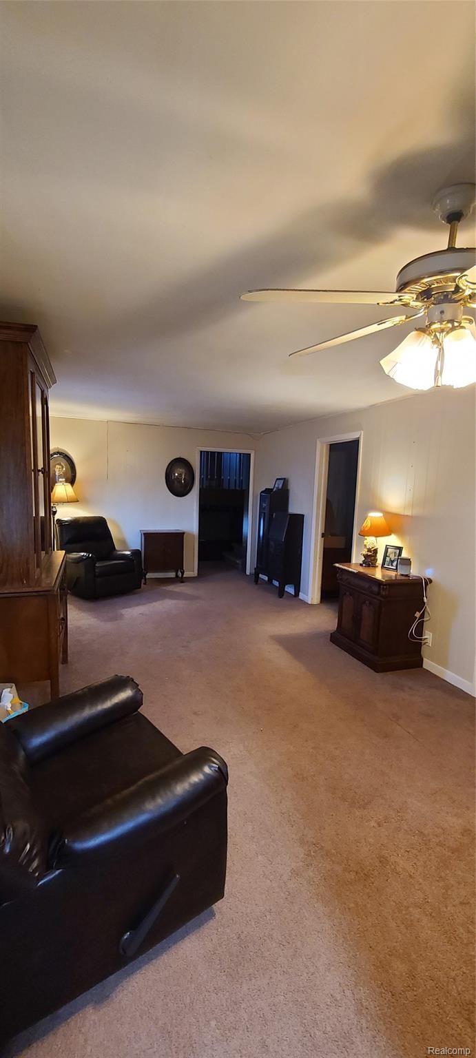 6336 Lobdell Road Linden, MI 48451 - Photo 12 of 31 20201210_084736.jpg