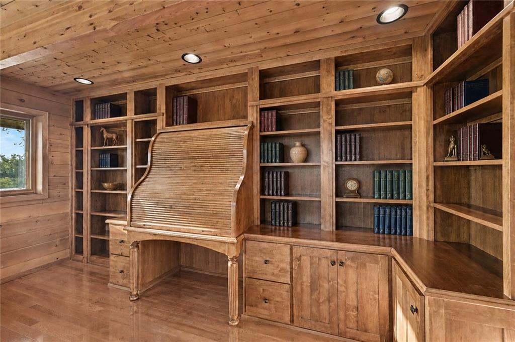 521 North 1450th Road Lawrence, KS 66049 - Photo 64 of 77 Gallery Image 64
