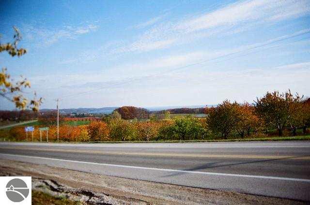 . Center Road Traverse City, MI 49686 - Photo 7 of 16