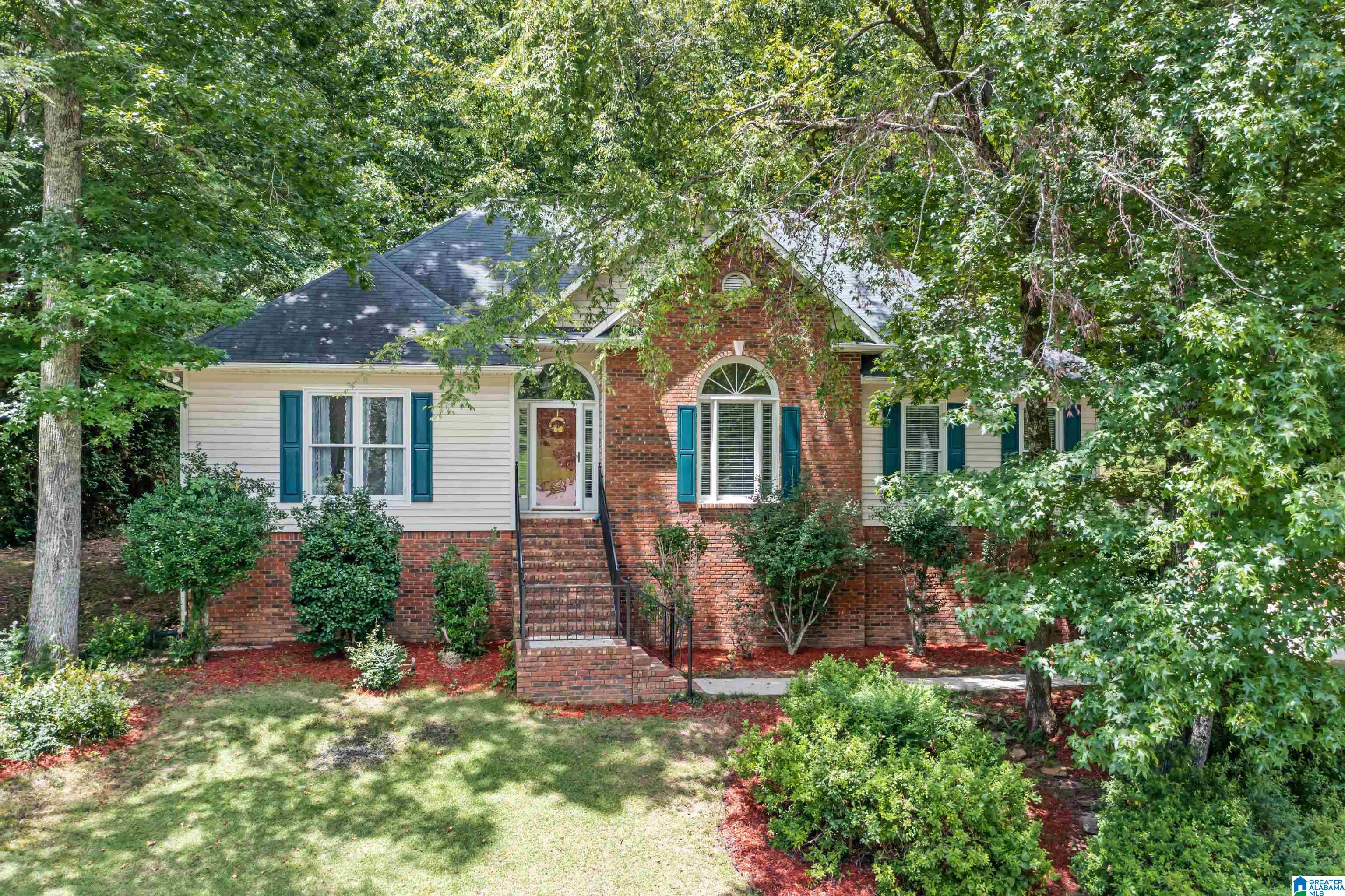 6295 Canterbury Road Pinson, AL 35126 - Photo 2 of 44