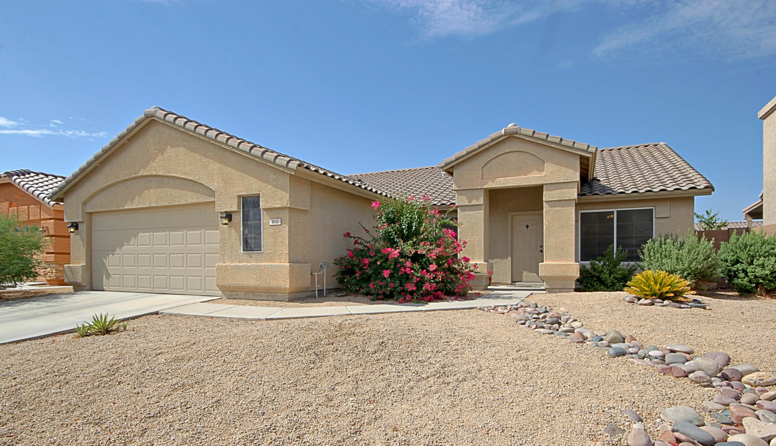912 East Harwell Road Phoenix, AZ 85042 - Photo 1 of 21 Front