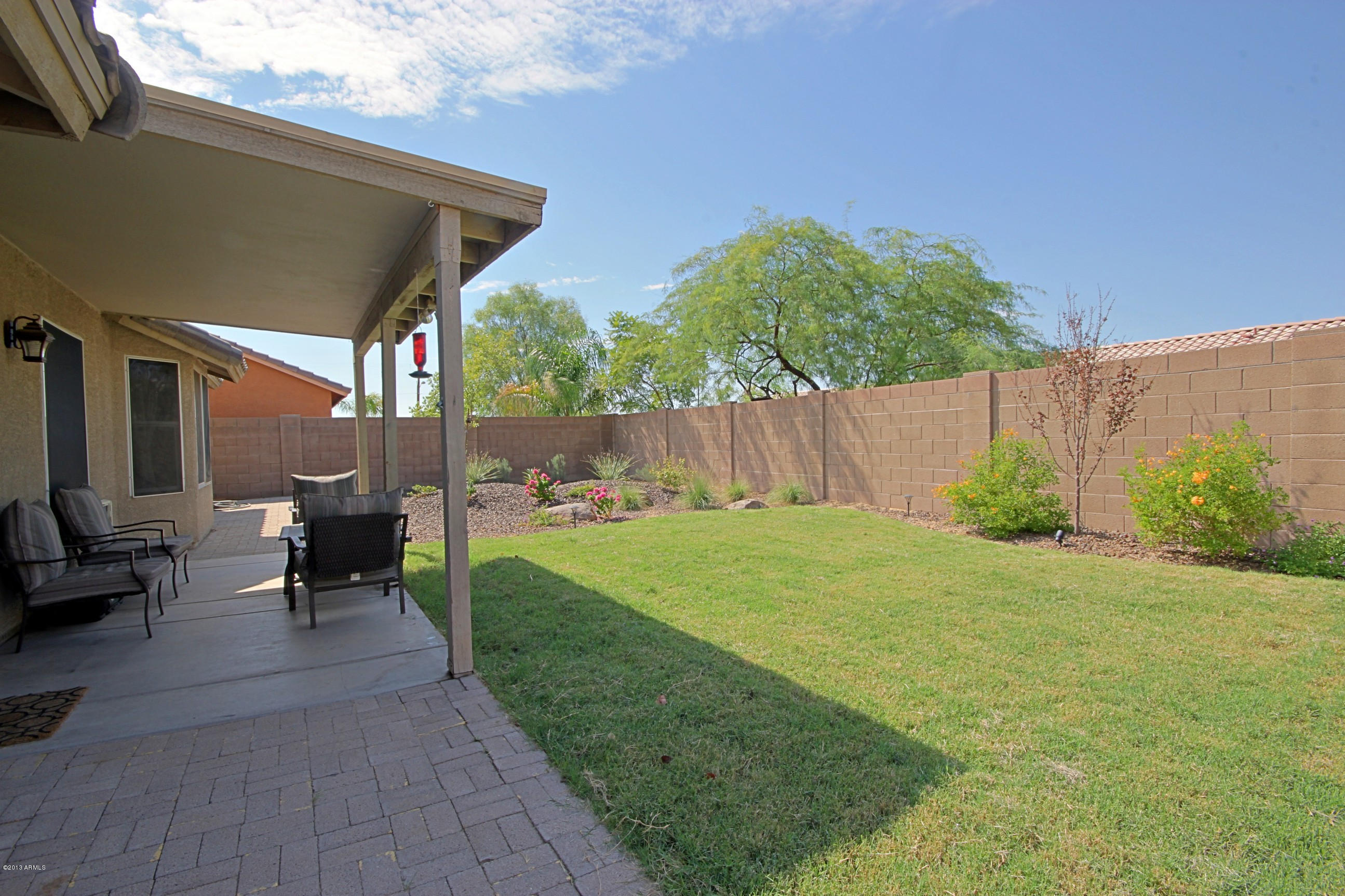 912 East Harwell Road Phoenix, AZ 85042 - Photo 17 of 21 Backyard 1