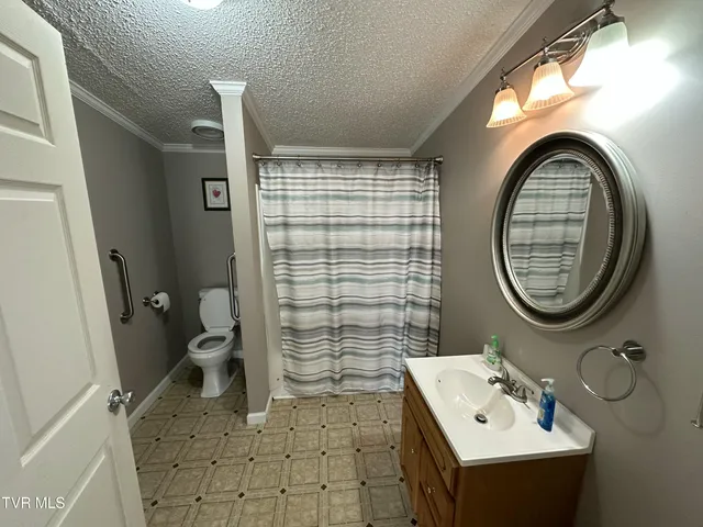 $179,000 | 112 Crook Street, Hampton, TN 37658