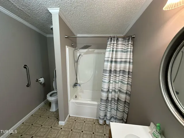 $179,000 | 112 Crook Street, Hampton, TN 37658