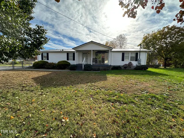 $179,000 | 112 Crook Street, Hampton, TN 37658