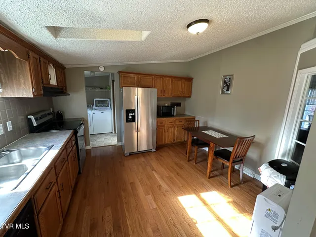 $179,000 | 112 Crook Street, Hampton, TN 37658