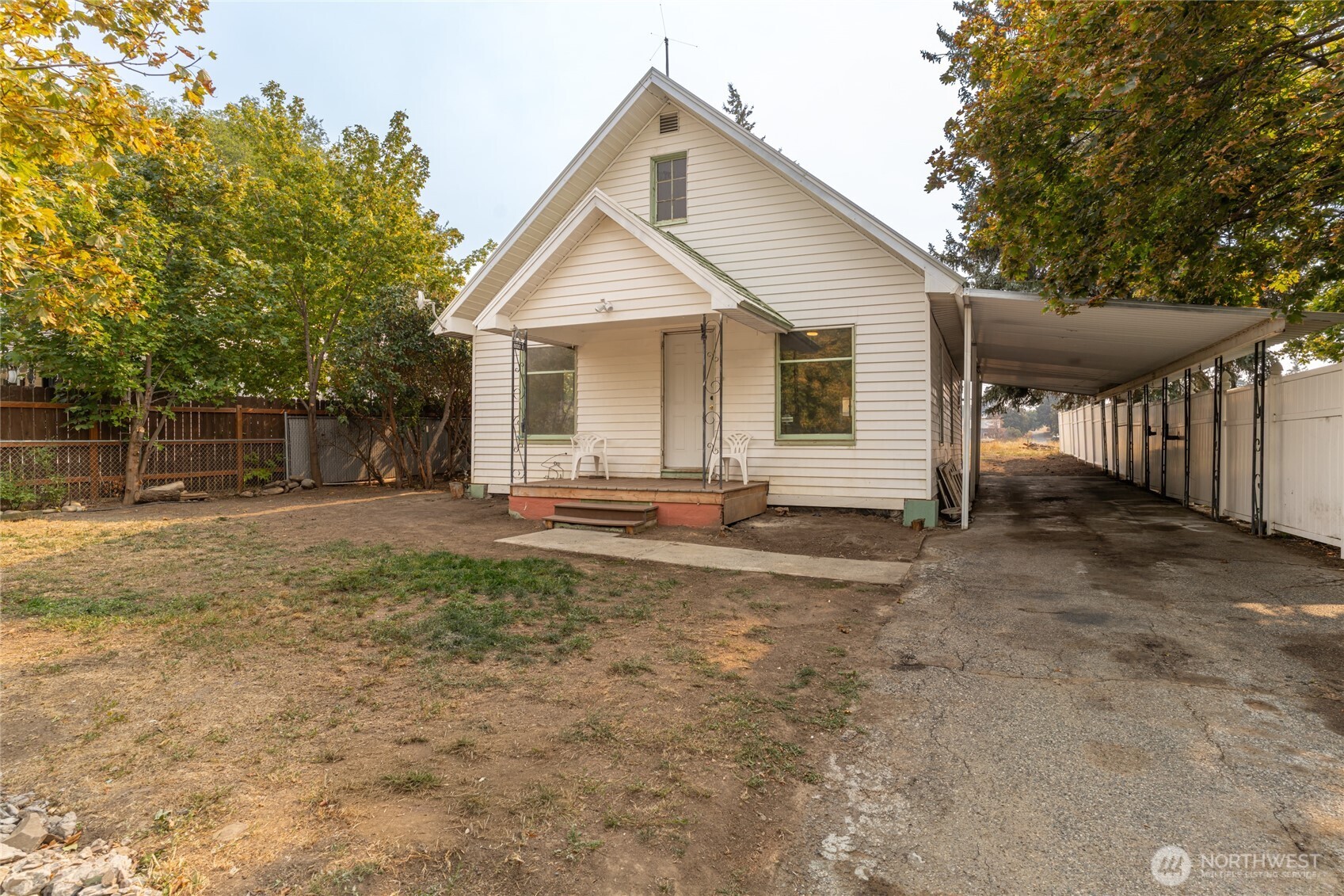 800 East Locust Street Waterville, WA 98858 - Photo 17 of 26 a view of a house with a yard