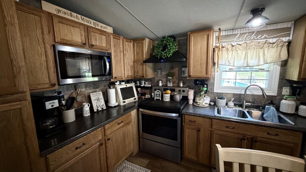 1091 Harman Frk Road Raven, VA 24639 - Photo 7 of 24 Gallery Image 7