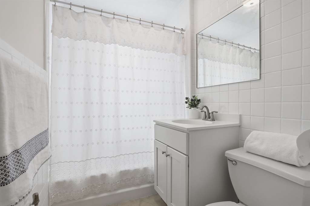 17-19 Wiley Road Belmont, MA 02478 - Photo 25 of 40